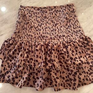 Cheetah print feaux velvet skirt! Size M